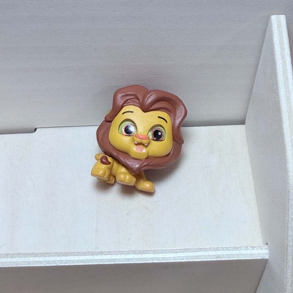 Disney Doorables Remember When Simba Figure